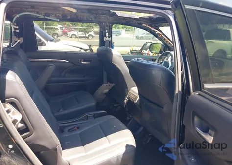 2016 Toyota Highlander Limited V6 z USA, uszkodzony, nr VIN 5TDYKRFH4GS153471